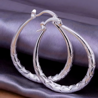 Stylish Lightweight Silver Tone Hoop Earrings - Engraved Pattern Latch Back 441