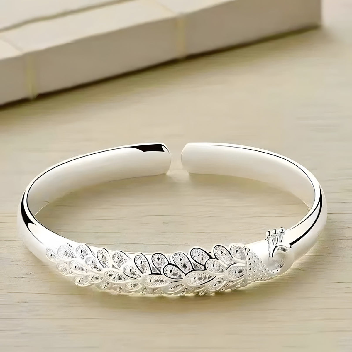 Unified Jewellery Polished 925 Sterling Silver Rhodium Plated Round Bracelet 400