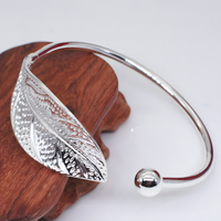 Adjustable Peacock Feather Cuff Bracelet Silver Tone Rhodium-Plated 13g 1842