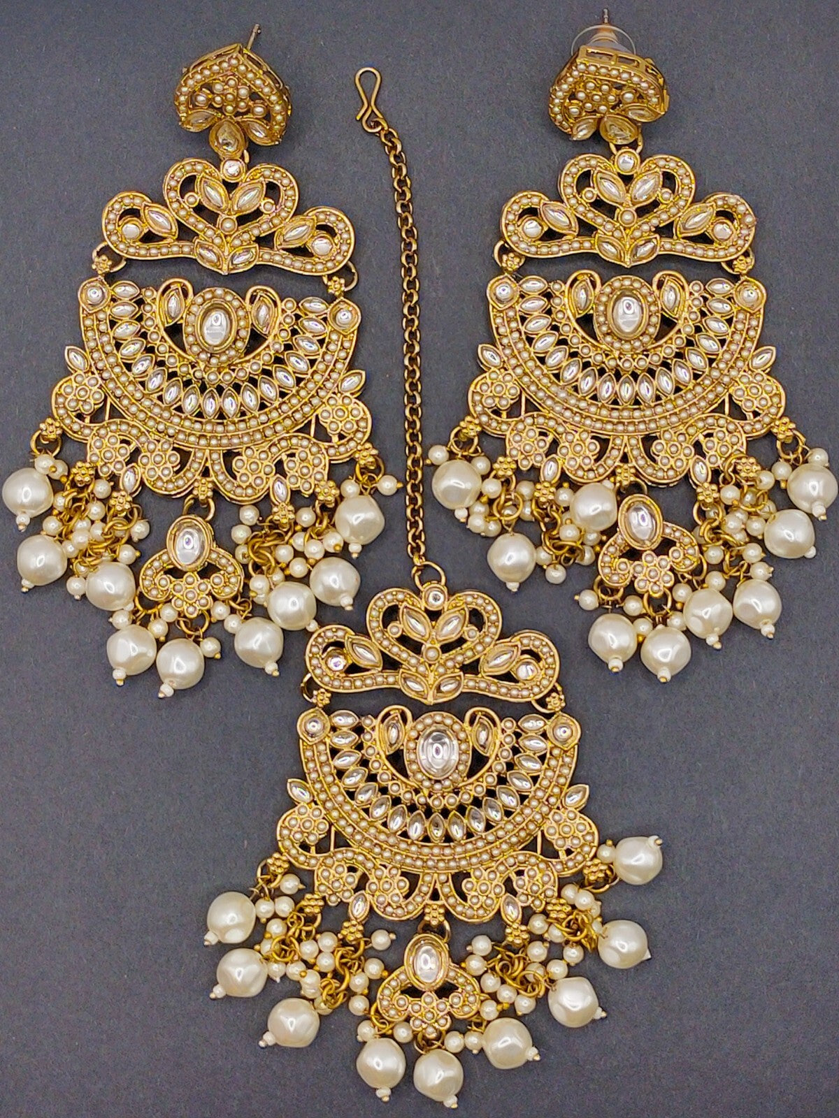 Elegant Bollywood Inspired Gold Kundan Earrings and Tika Set Indian Jewelry 248