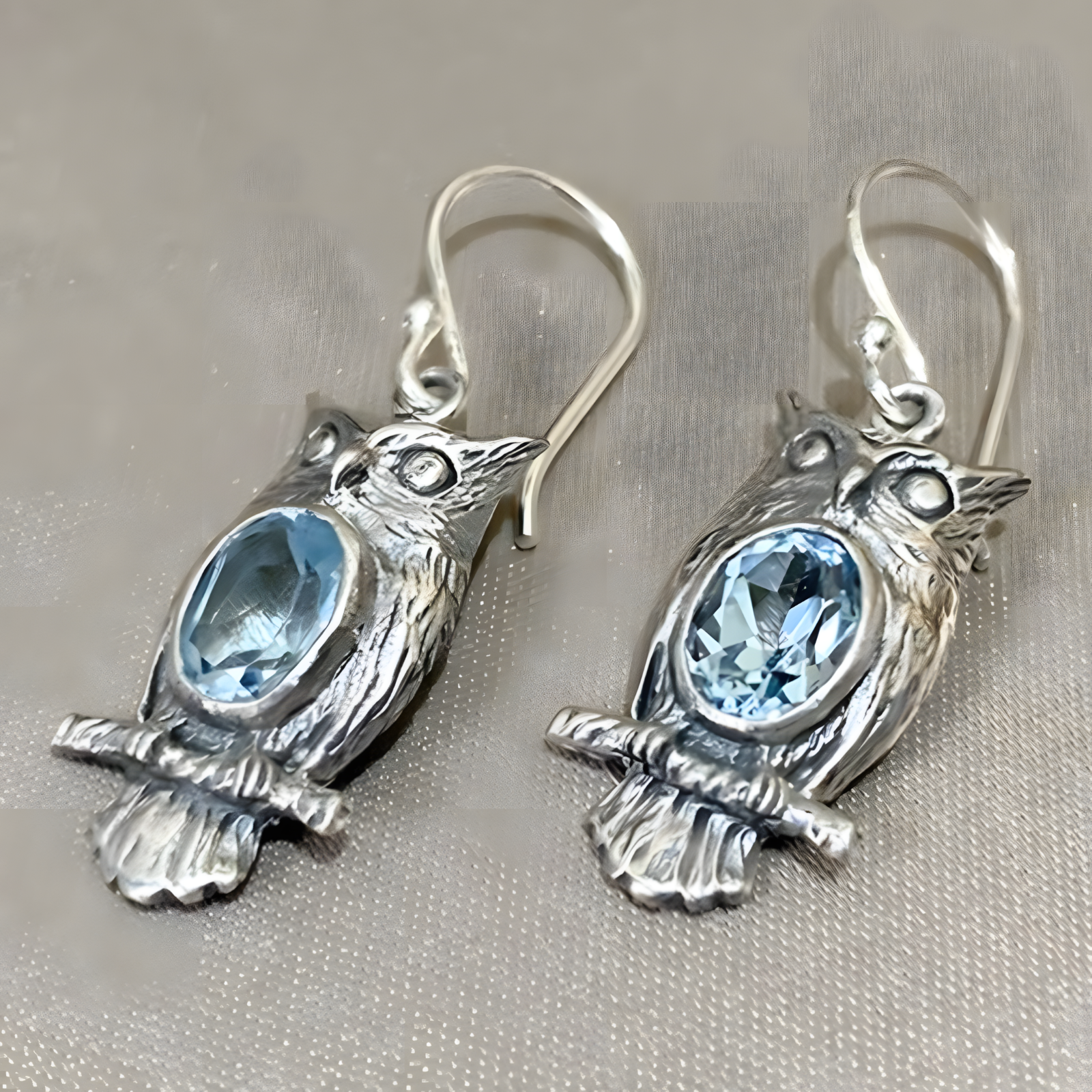 Vintage Silver Owl Dangle Earrings for Women Blue Stone Accent Hook Closure B52