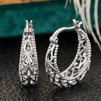 Elegant Hollow-Out Design Hoop Earrings for Women Graceful Vintage Inspired 559