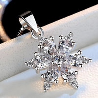 Sparkling Snowflake Pendant Necklace for Women – Brilliant Crystal Ice-Star 462