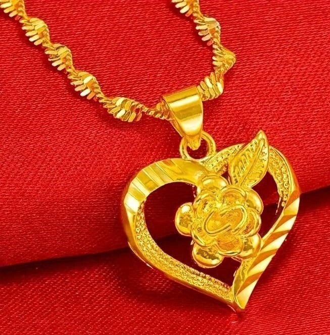 Unified Jewellery 24K Gold Plated Copper Flower HeartShaped Pendant Necklace 129