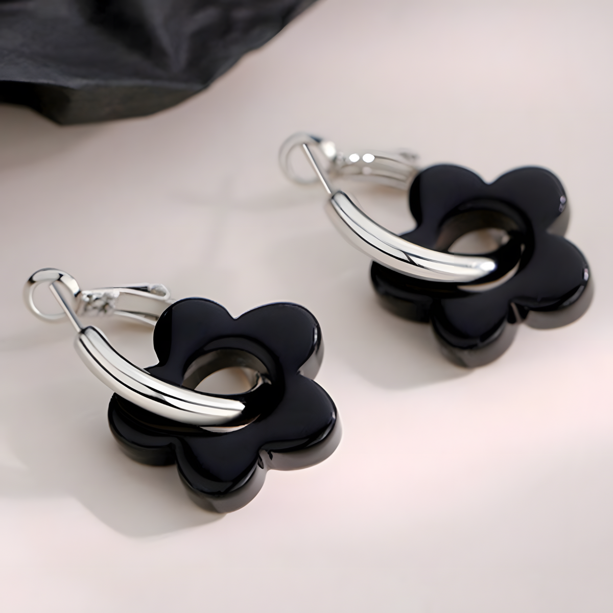 Zinc Alloy & Acrylic Flower Hoop Earrings Women – Trendy Black Retro Floral 990