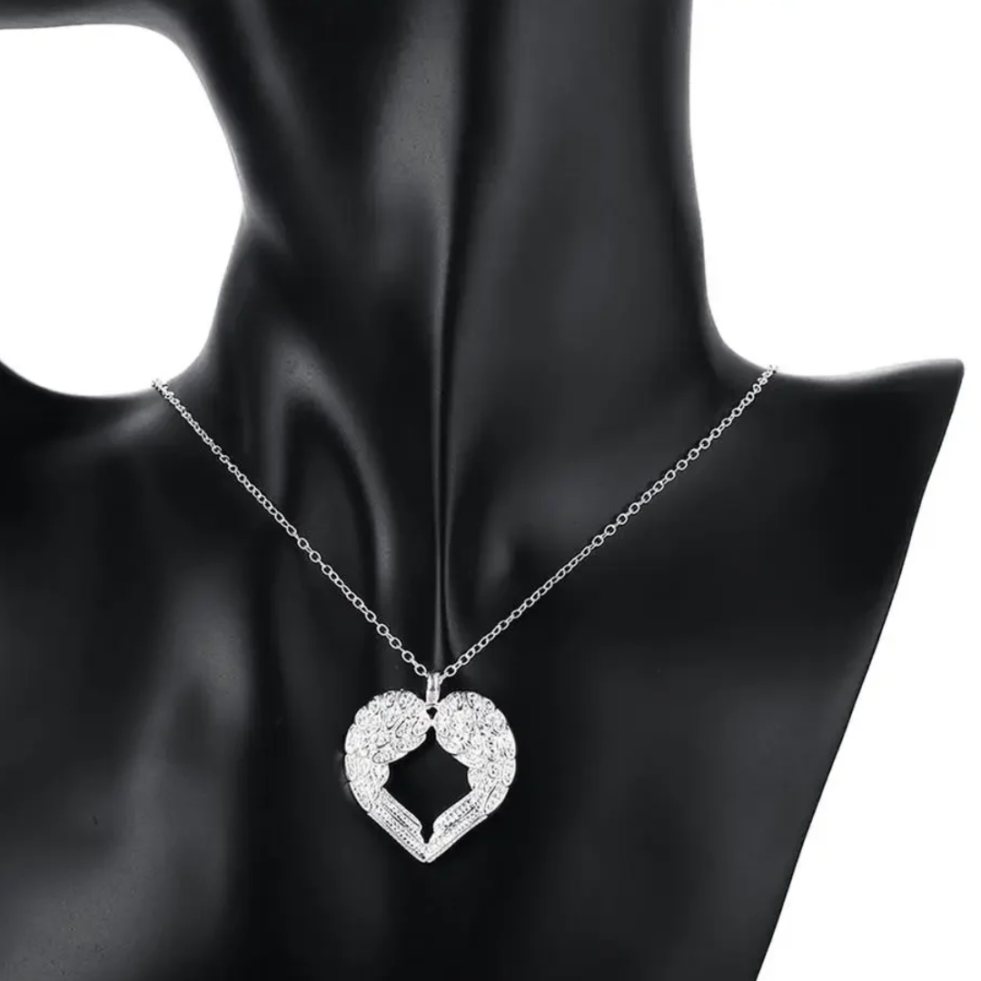 Angel Wing Heart Pendant Necklace, Silver Colour Link Chain, Love Charm 1796