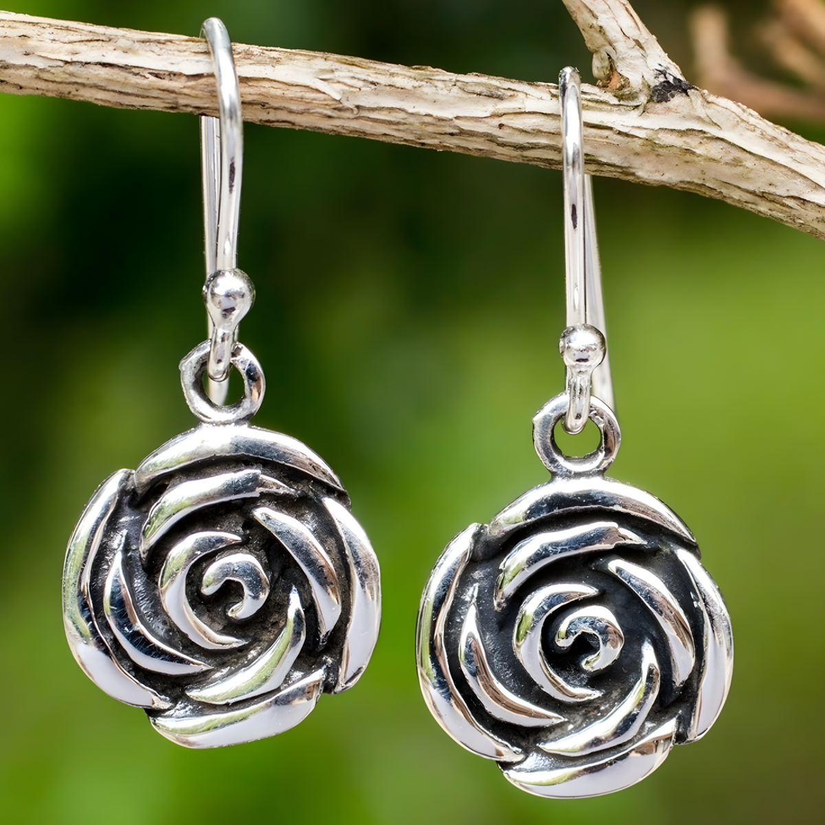 Rose Disc Drop Earrings For Women Silver-Plated Alloy 5.3g Hook Earrings 1478