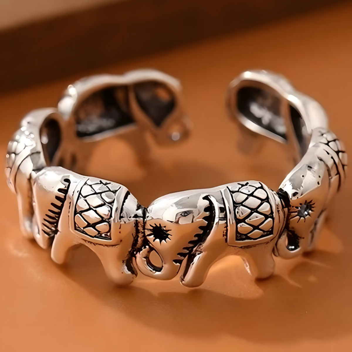 Vintage Thai Silver Elephant 925 Sterling Silver Female Resizable Opening 493
