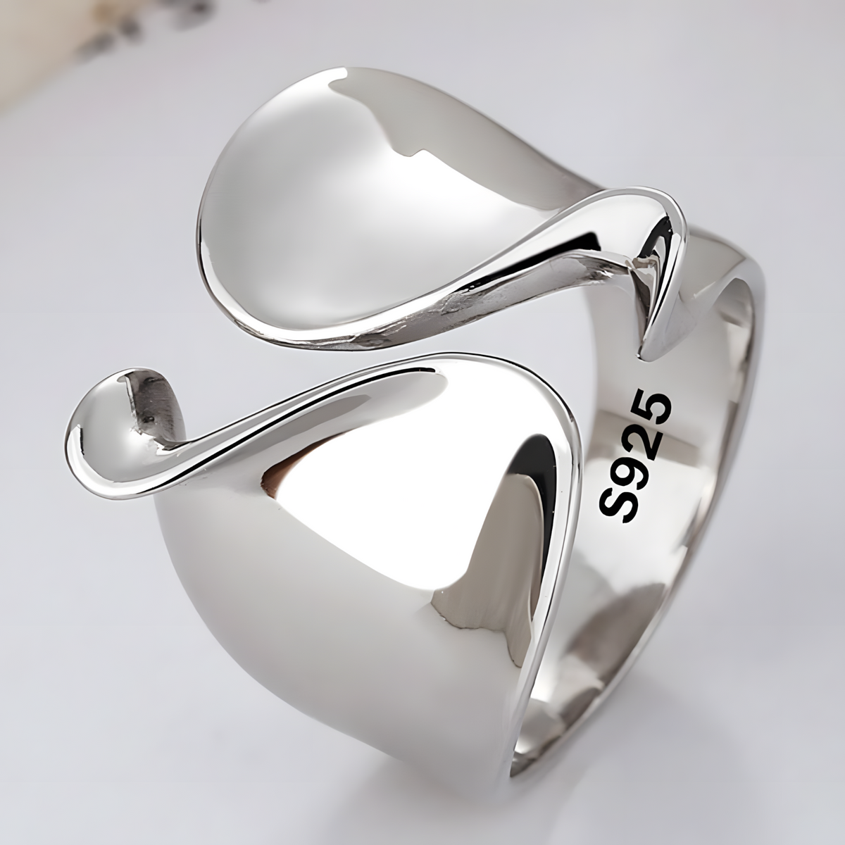 Open Heart Sculptural Ring For Women Silver-Plated Alloy Resizable Chunky 1474