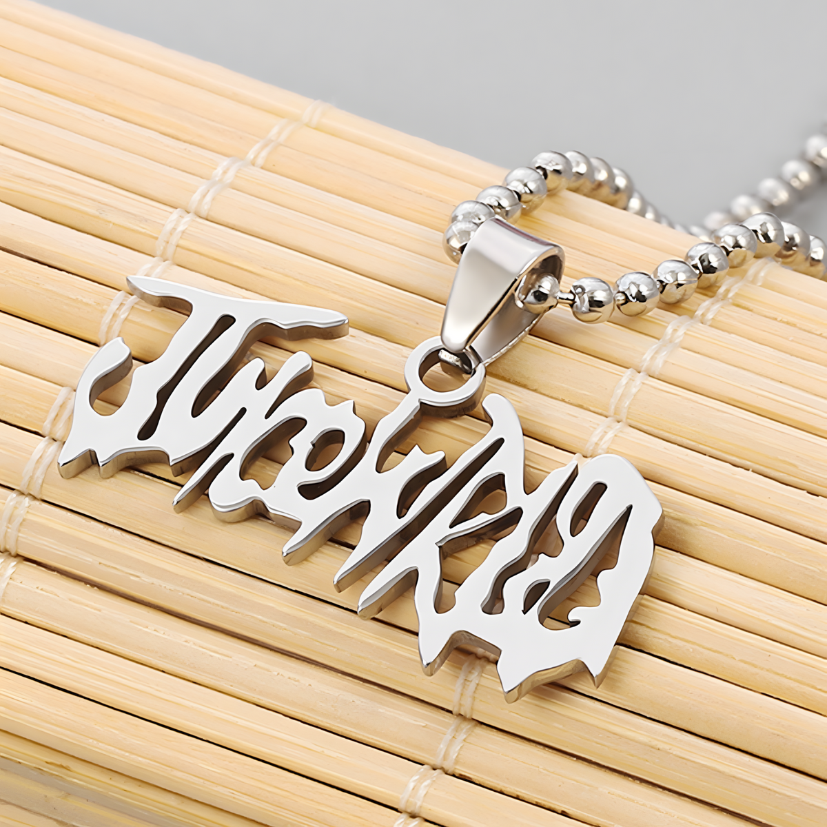 Juice WRLD Style Nameplate Pendant Necklace for Men Women Hip Hop Script 1389