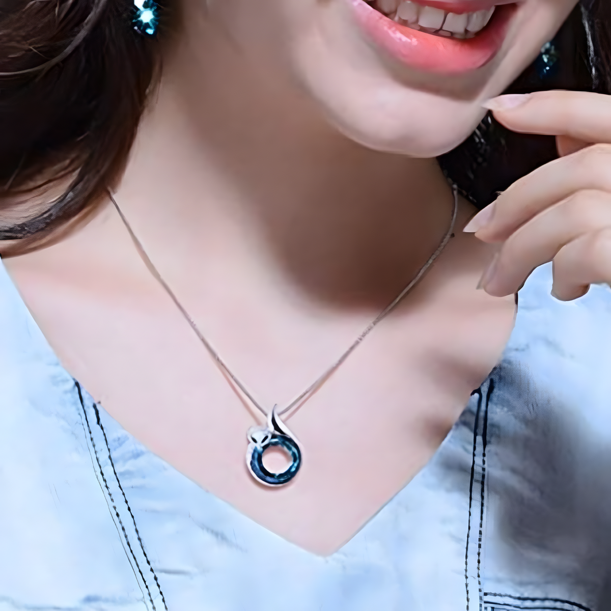 Fox Pendant Necklace for Women–Crystal Blue Ring Design with Cubic Zirconia 1164
