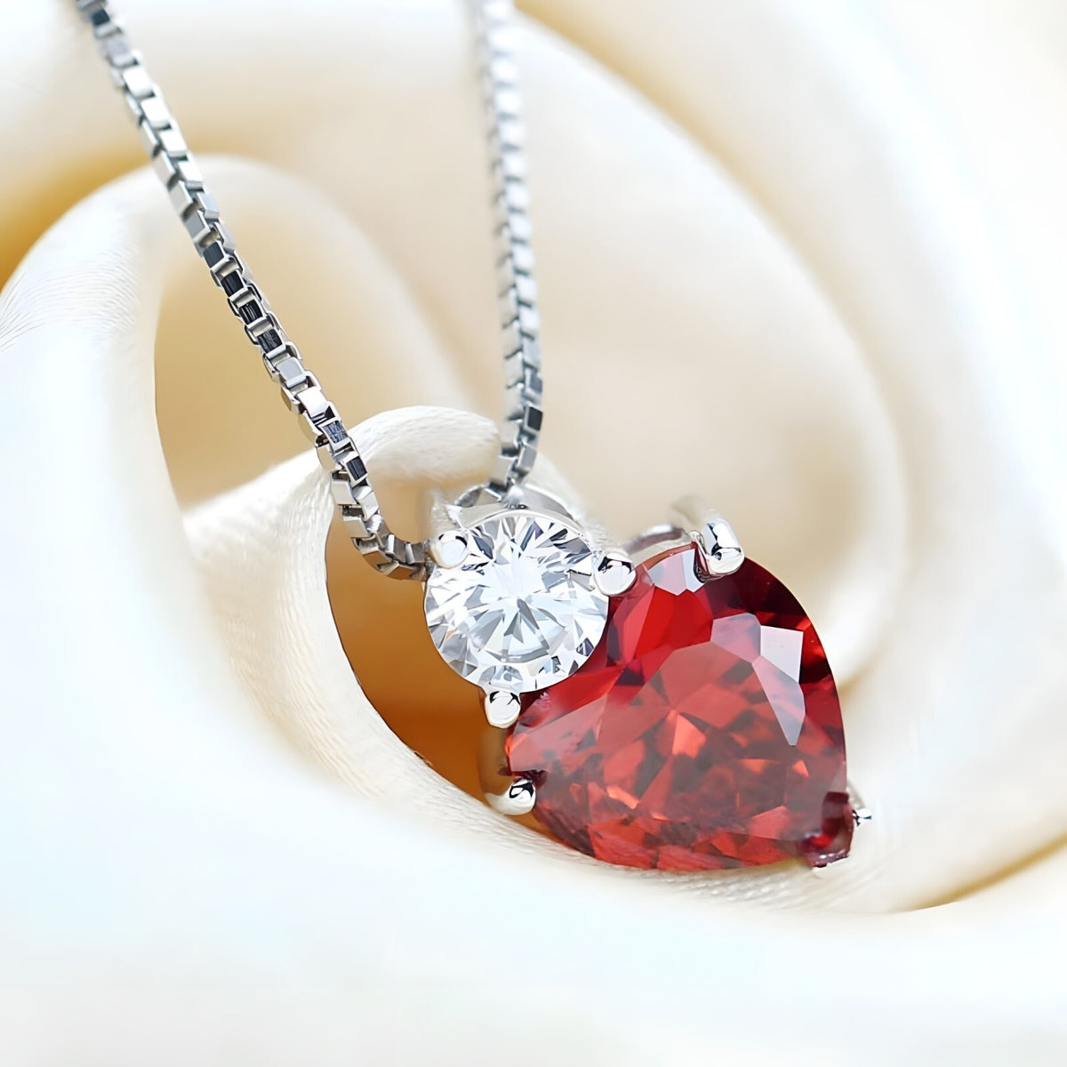 925 Sterling Silver Heart Pendant Necklace Red AAA Cubic Zirconia Box Chain 280