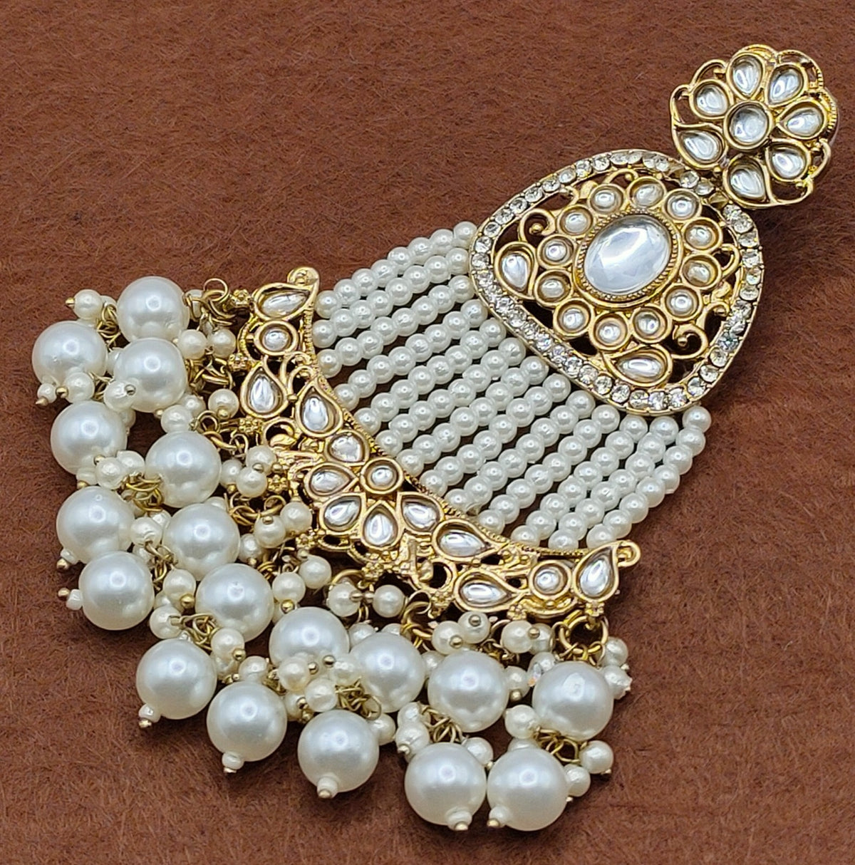 Elegant Bollywood Inspired Gold Kundan Earrings - Traditional Indian Jewelry 174