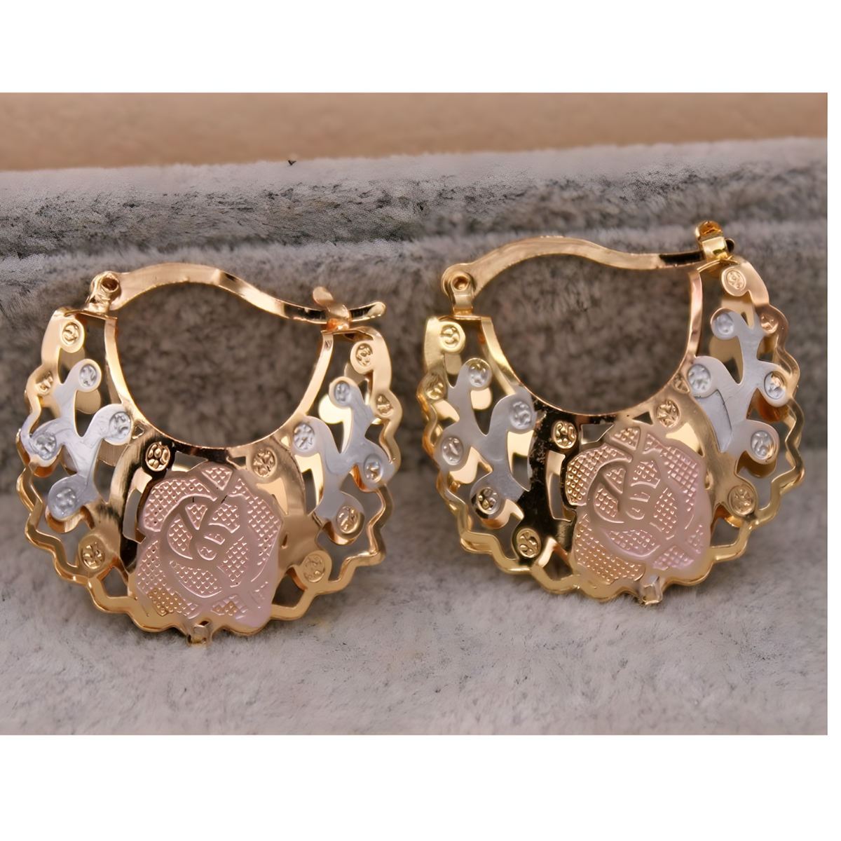 Rose Pattern Gold-Plated Zinc Alloy Hollow Hoop Earrings Women Lightweight 1479