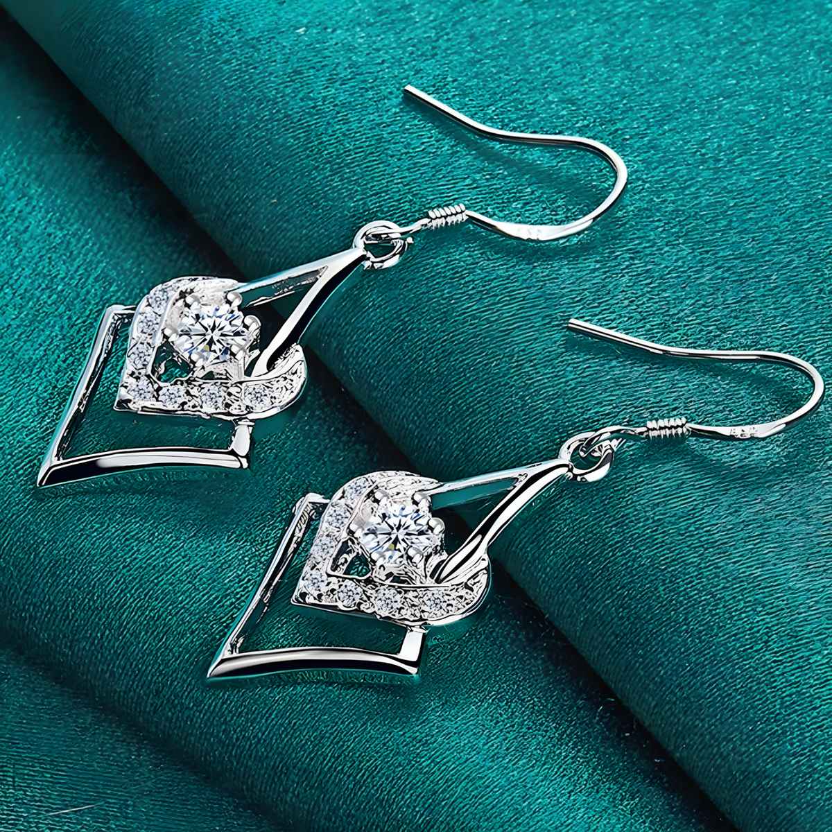 Silver Plated Geometric Heart Drop Earrings-Copper Alloy 925 Silver Plating 1207