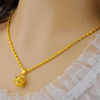 Hollow Hydrangea Pendant Necklace, Brass Plated in Gold, Exquisite Fashion 128