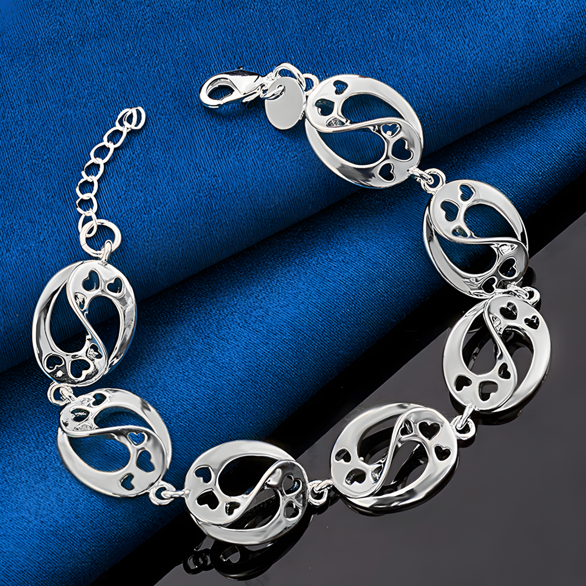 Unified Jewellery Heart Link Charm Bracelet 20cm Silver Tone Adjustable 1888