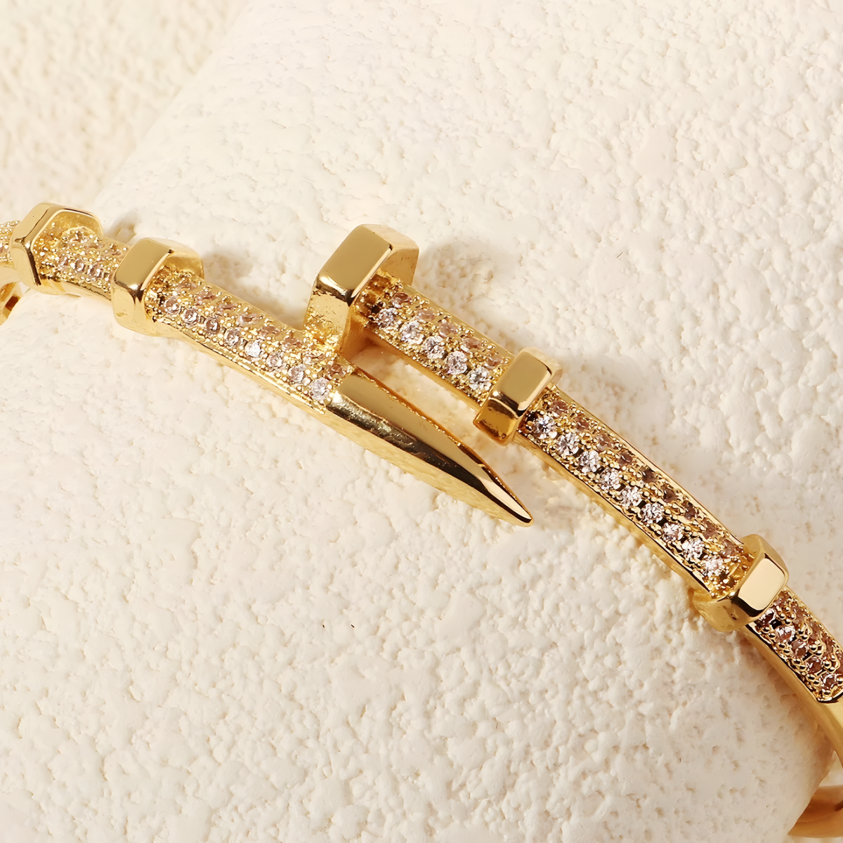 Luxury Nail Bangle Bracelet For Women Gold Plated CZ Crystal Designer Style B80