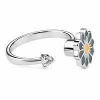 Daisy Flower Adjustable Open Ring Silver Tone Statement Ring Clear Accent 1596
