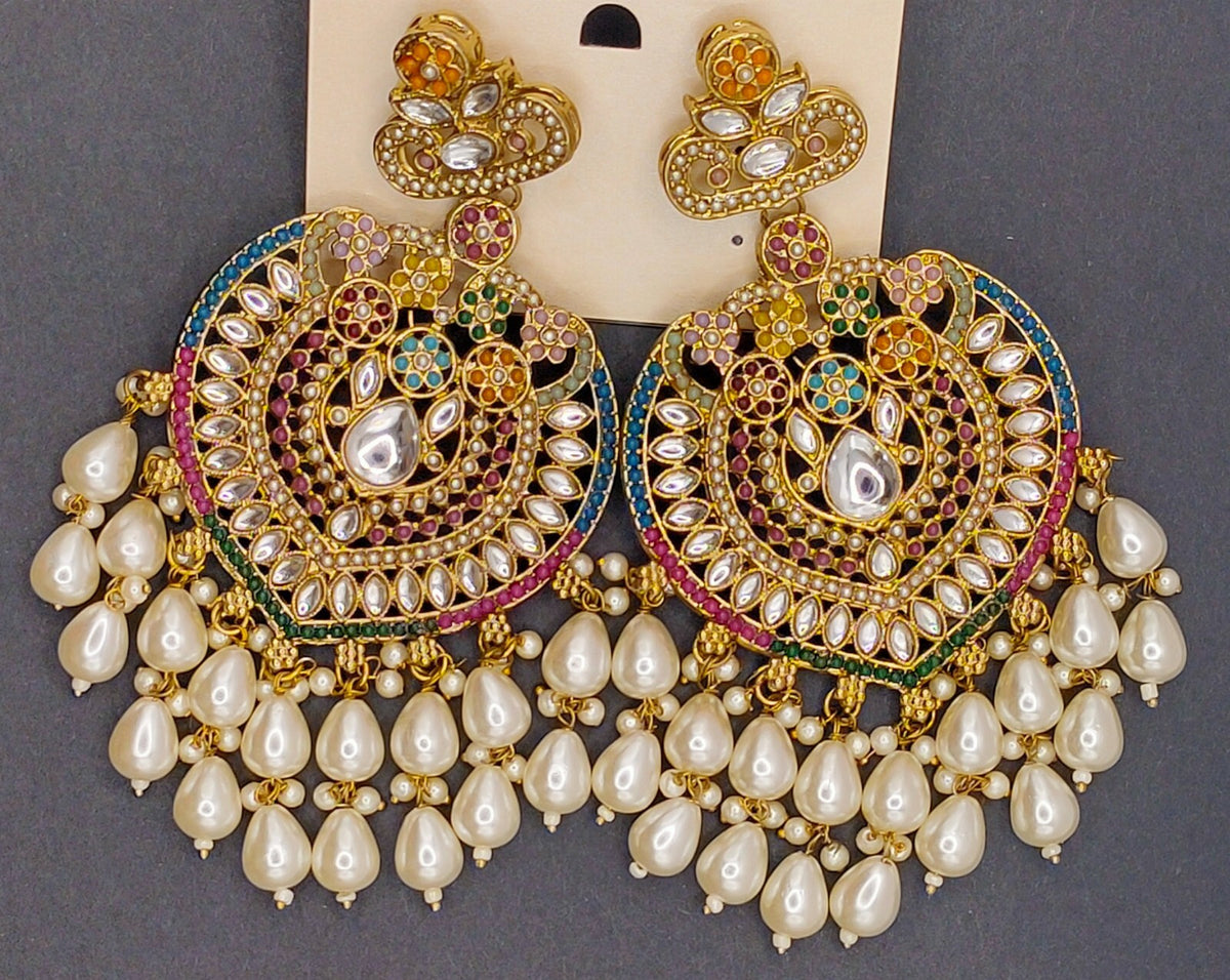 Elegant Bollywood Inspired Gold Kundan Earrings - Traditional Indian Jewelry 226