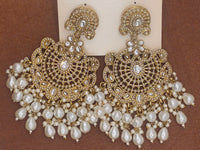 Elegant Bollywood Inspired Gold Kundan Earrings - Traditional Indian Jewelry 186