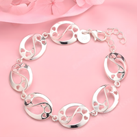 Unified Jewellery Heart Link Charm Bracelet 20cm Silver Tone Adjustable 1888