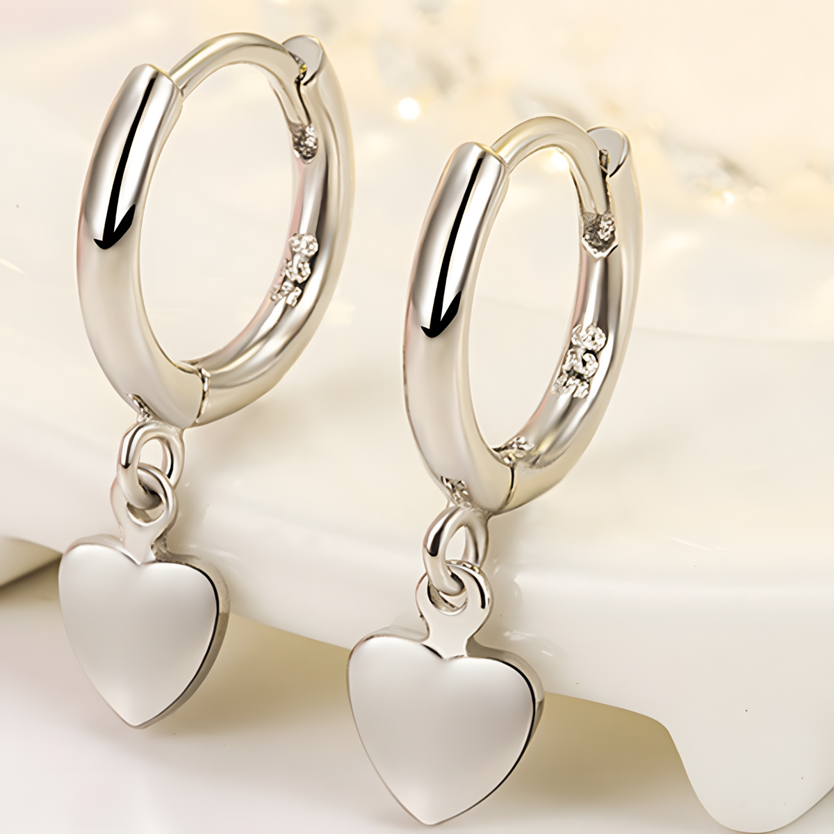 925 Silver-Plated Heart Charm Hoop Earring Minimalist Silver Hoops for Women 926