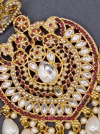 Elegant Bollywood Inspired Gold Kundan Earrings - Traditional Indian Jewelry 231
