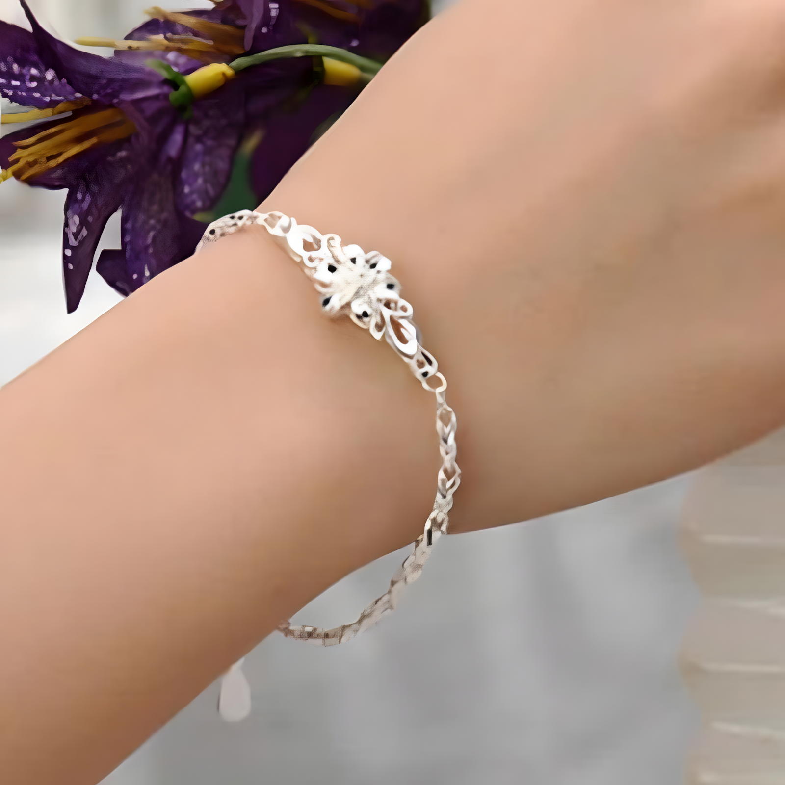 Silver Flower Bracelet Silver Plated Charm Floral Link Jewelry Gift   1821