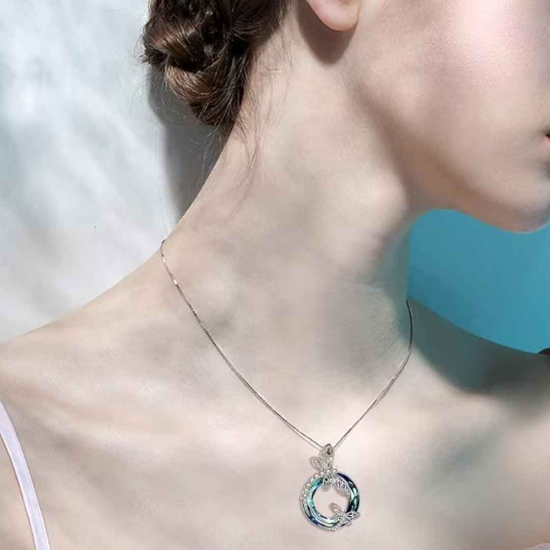 Dragonfly Necklace for Women Blue Crystal Round Pendant 39.2cm Chain 3.2cm B144
