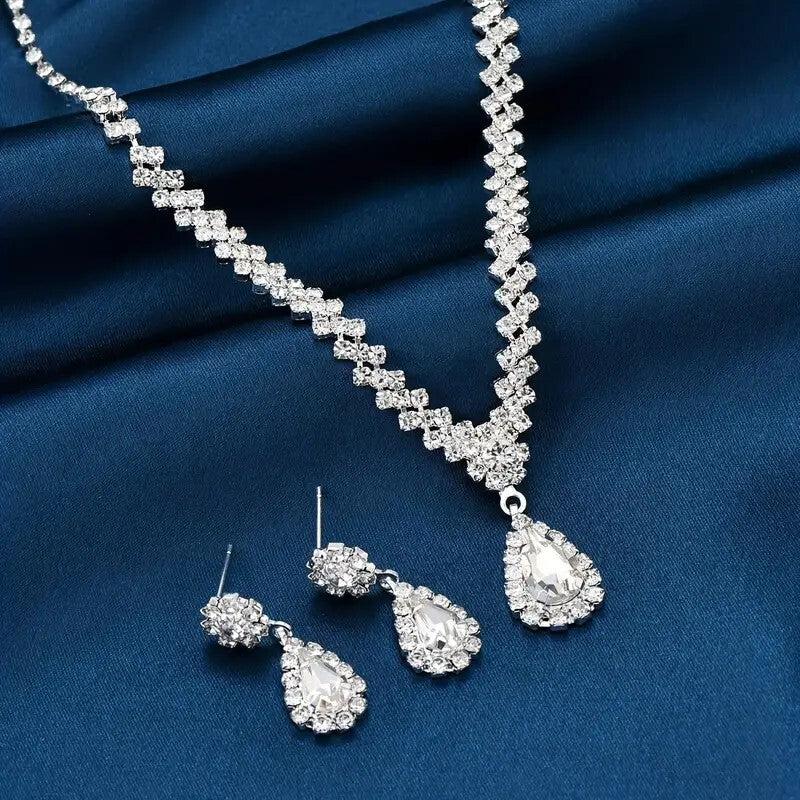 3pcs Earring + Necklace Elegant Jewelry Set Silver Plated Inlaid Waterdrop 96 UK