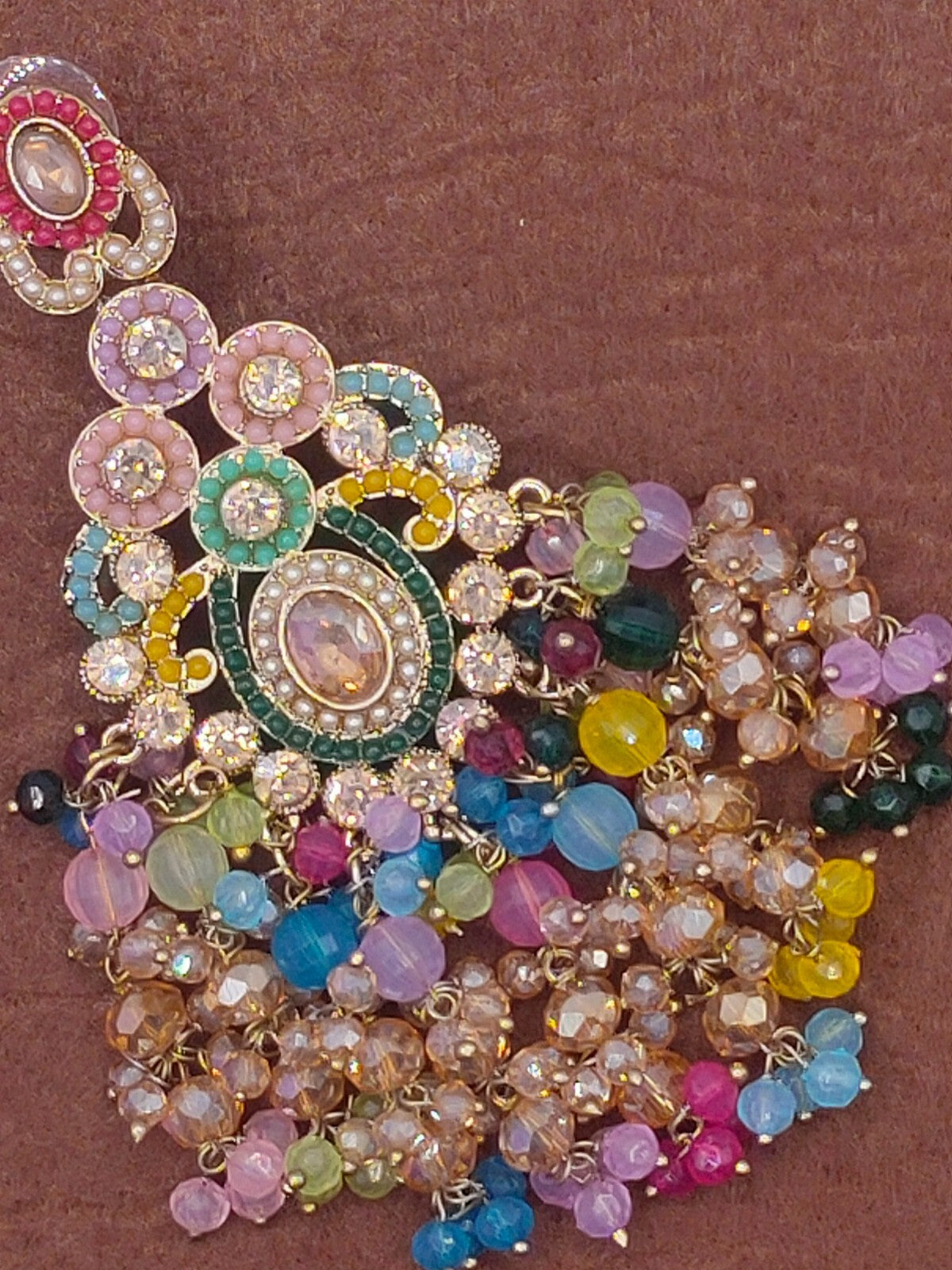 Elegant Bollywood Inspired Gold Kundan Earrings - Traditional Indian Jewelry 188