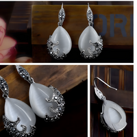 Elegant Silver Tone Teardrop Pendant Necklace Dangle Earrings Jewelry Set B45