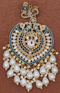 Elegant Bollywood Inspired Gold Kundan Earrings - Traditional Indian Jewelry 228