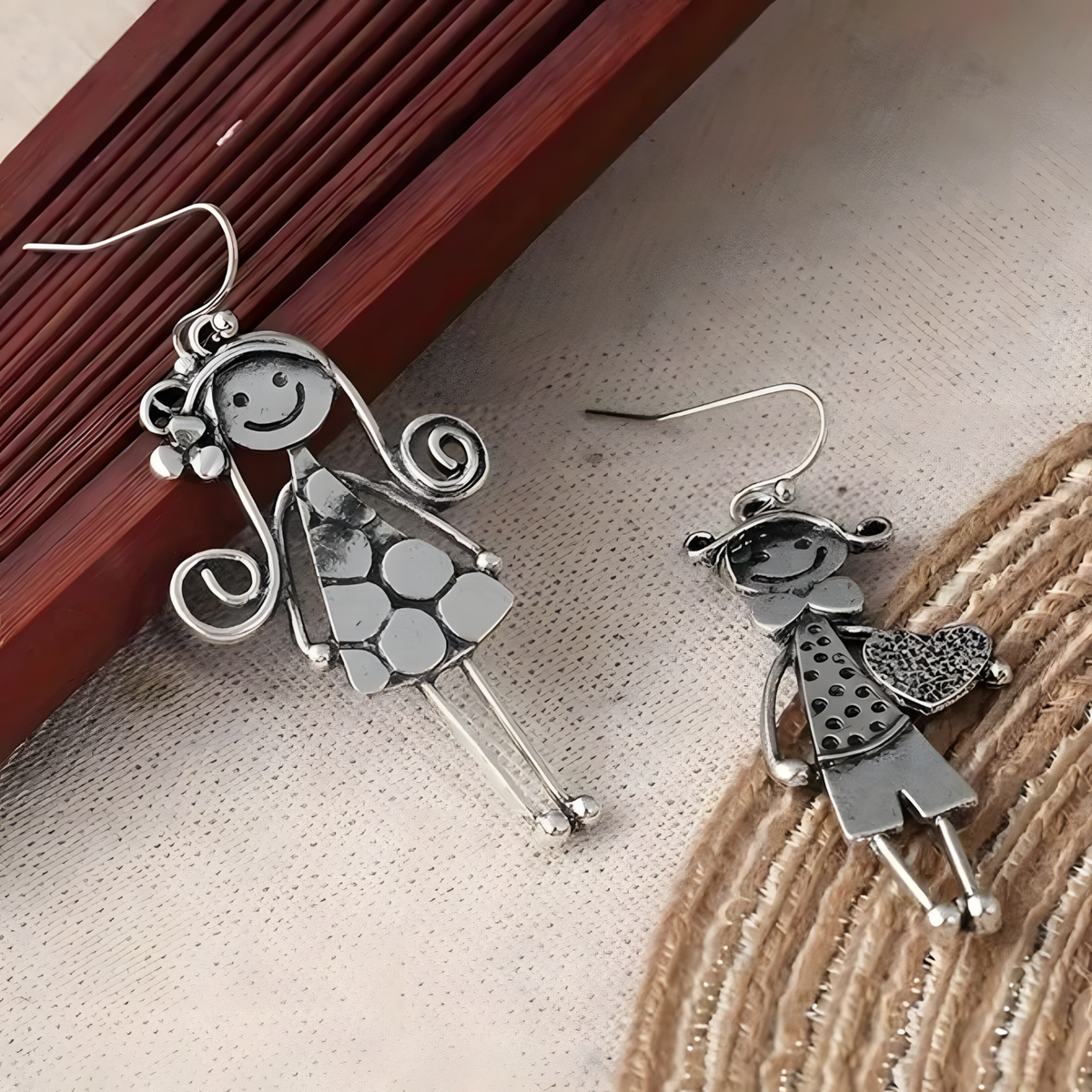 Retro Couple Character Earrings for Women –Copper Alloy with Silver Plating 1230