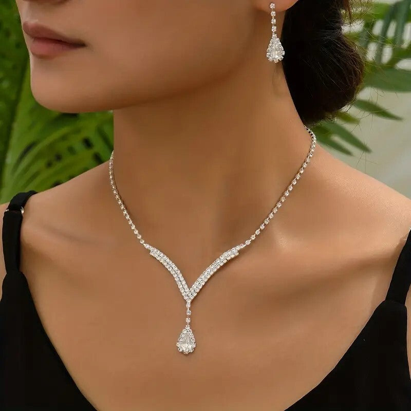 Stylish Luxury Water Drop Rhinestones Pendant Necklace & Earrings Jewelry 102 UK