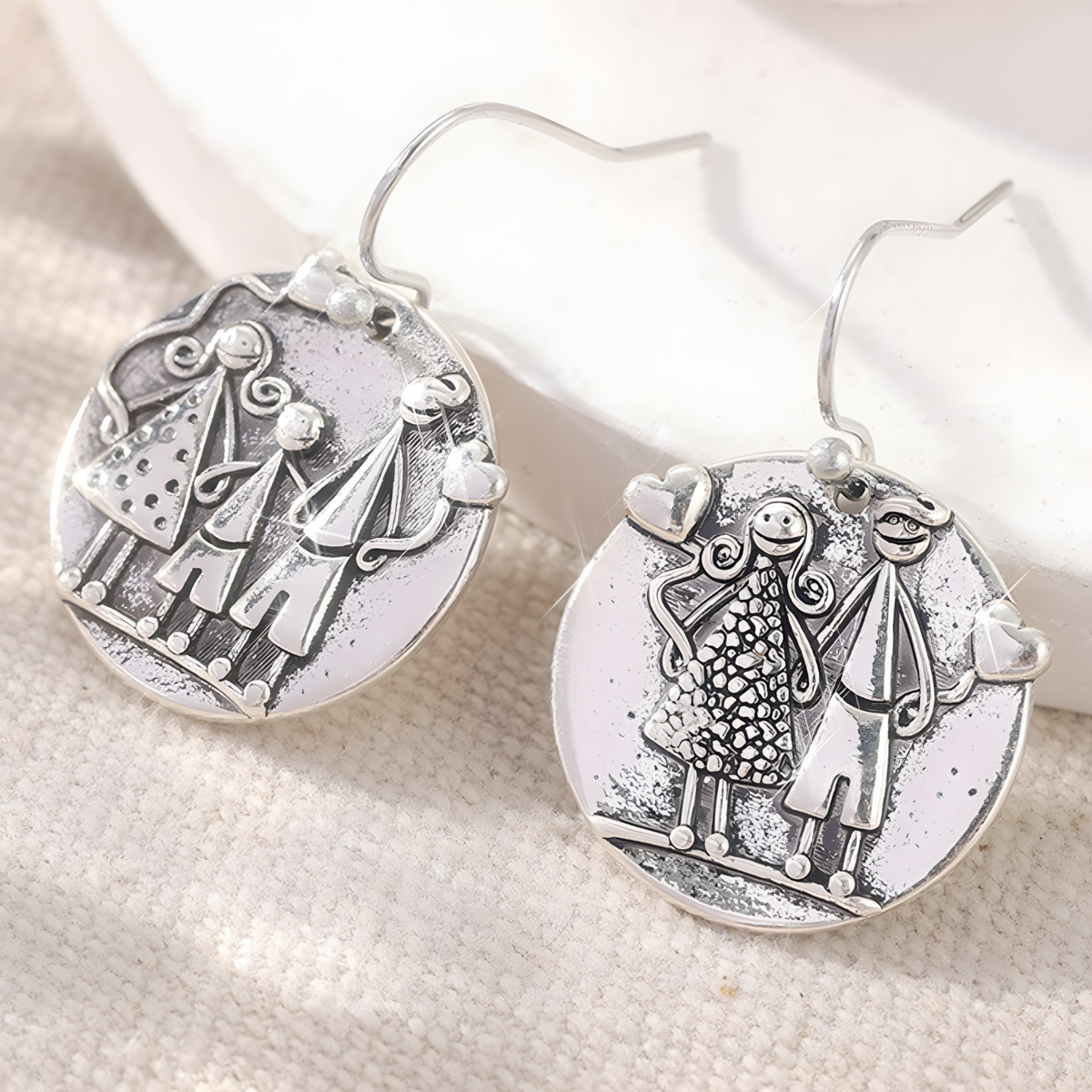 Family Love Dangle Earrings- Textured Round Disc & Heart Charm Drop Earring 1498