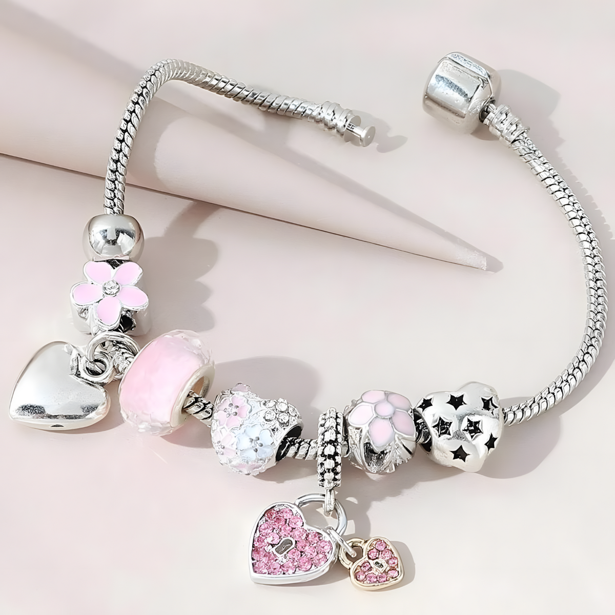 Obega Love Heart Flower Glass Pendant Charm Bracelet Classic Pink White B186