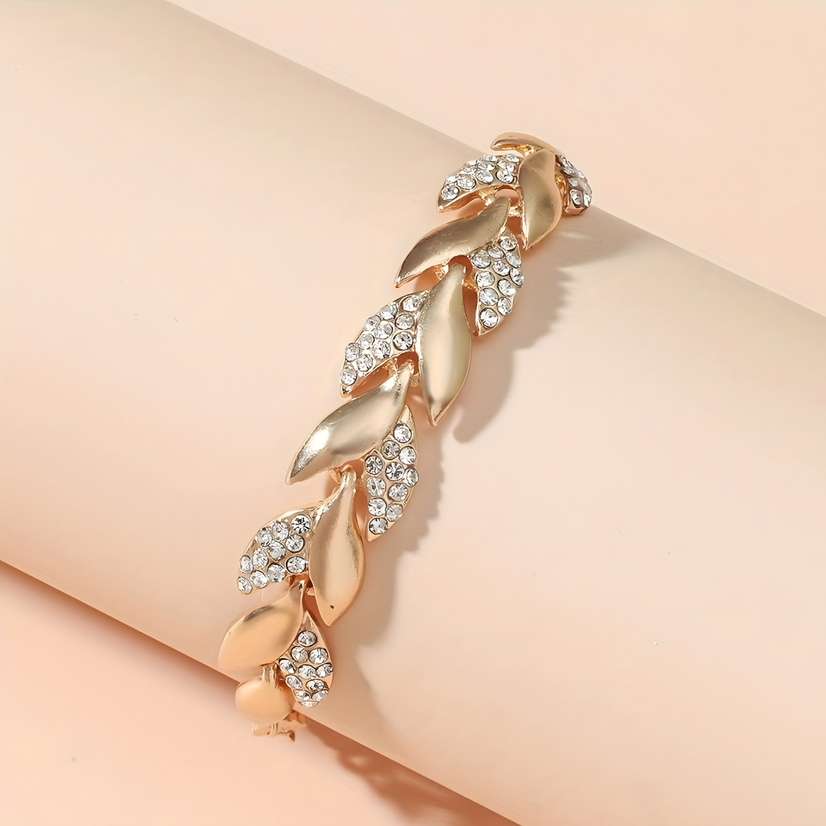 Gold Leaf Crystal Bracelet for Women Elegant Zinc Alloy Charm Bracelet 745