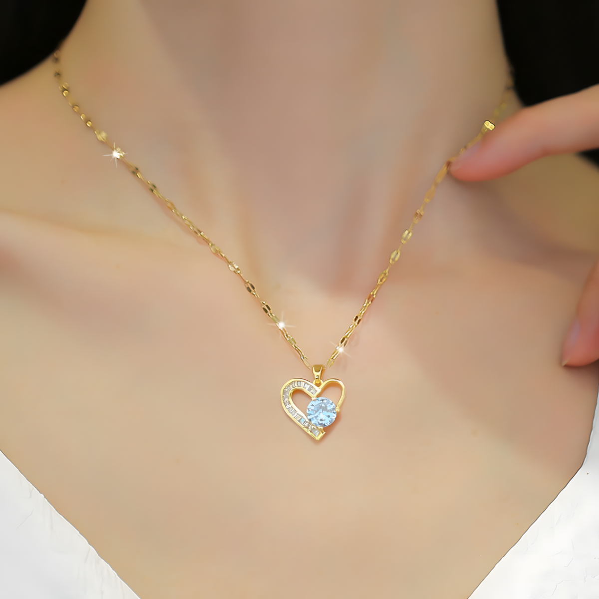 Heart Pendant Necklace Women Stainless Steel Trendy Gold Tone Heart Pendant 1153