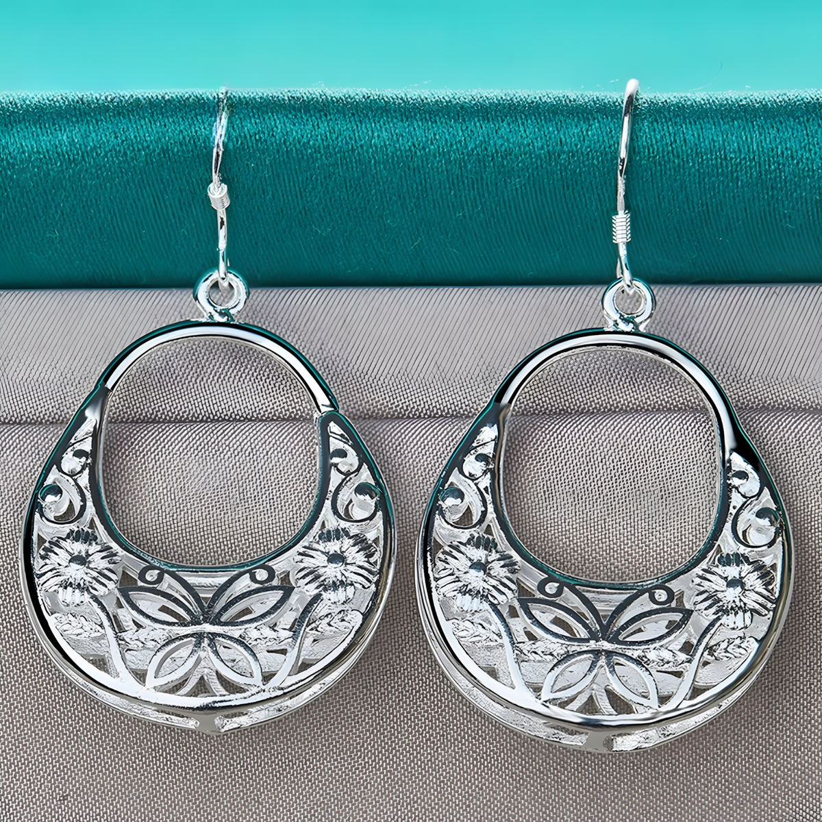 Floral Filigree Oval Drop Earrings for Women–Zinc Alloy with Silver Plating 1213