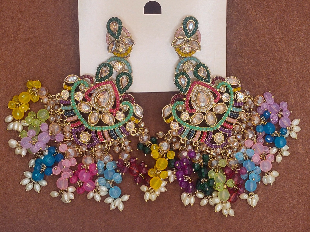 Elegant Bollywood Inspired Gold Kundan Earrings - Traditional Indian Jewelry 197