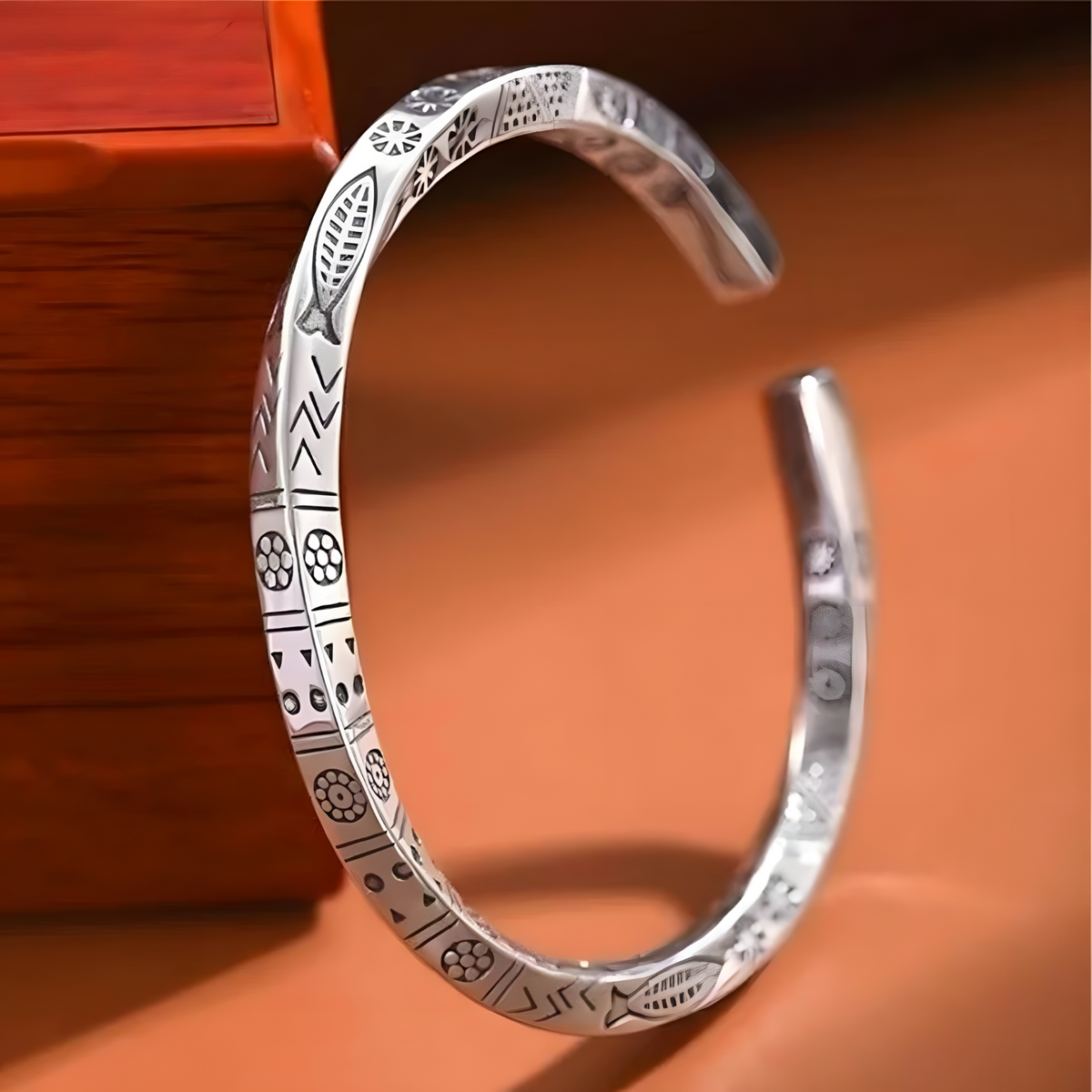 Rhodium-Plated Mobius Loop Open Bracelet — 66mm Diameter Adjustable Cuff 1447