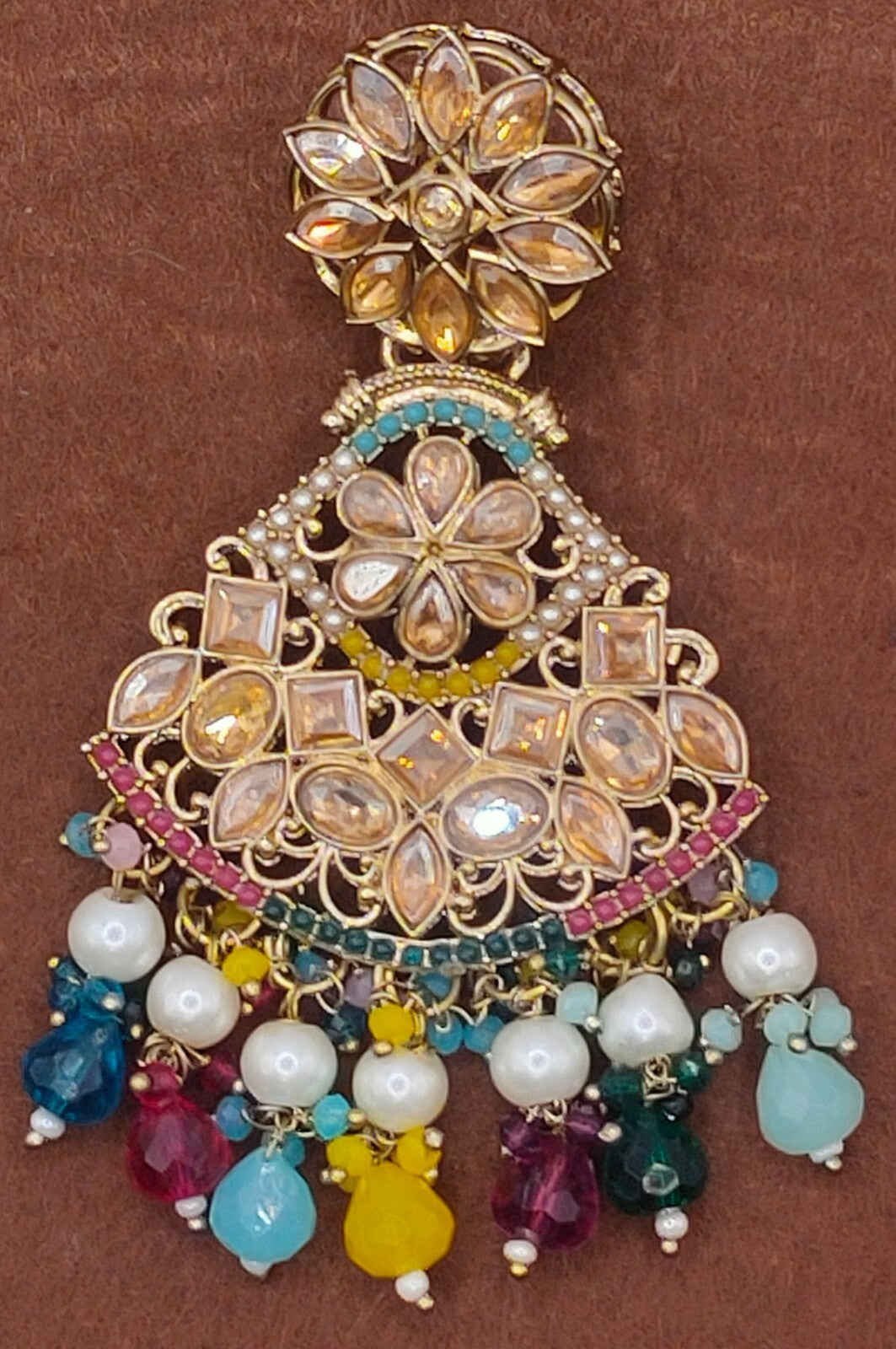 Elegant Bollywood Inspired Gold Kundan Earrings - Traditional Indian Jewelry 200