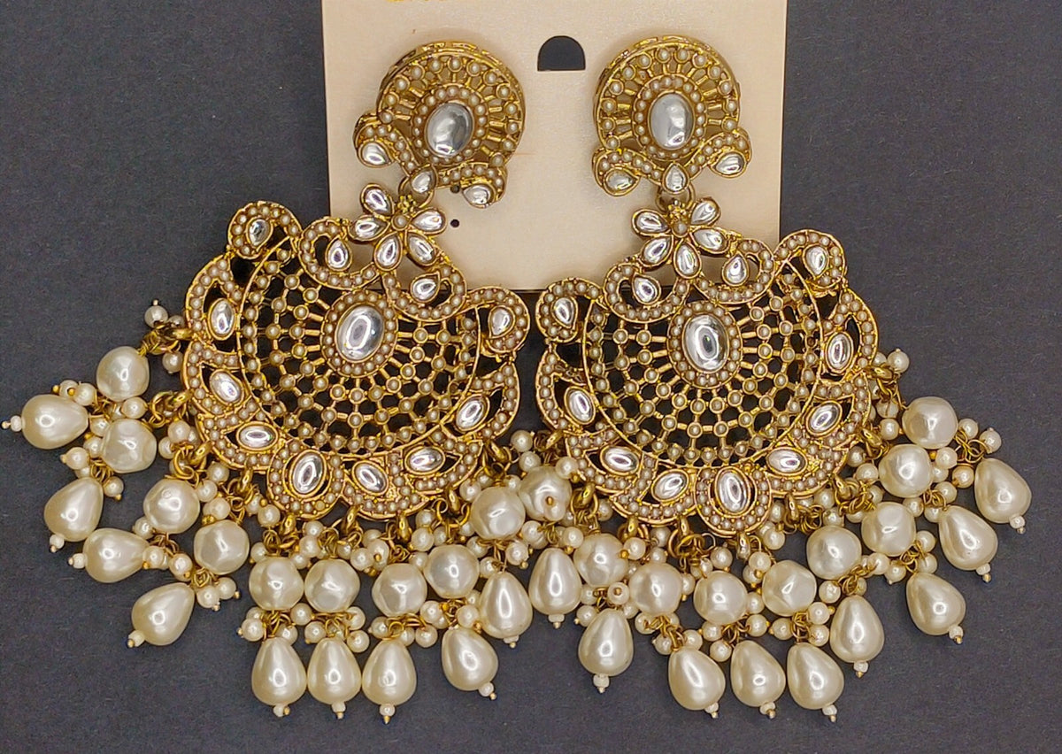 Elegant Bollywood Inspired Gold Kundan Earrings - Traditional Indian Jewelry 212