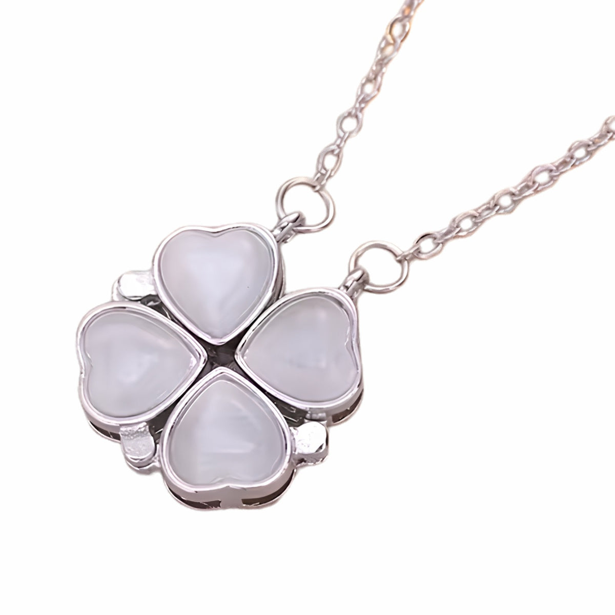 Luxury Silver White Four Leaf Clover Heart Pendant Necklace For Women 1698