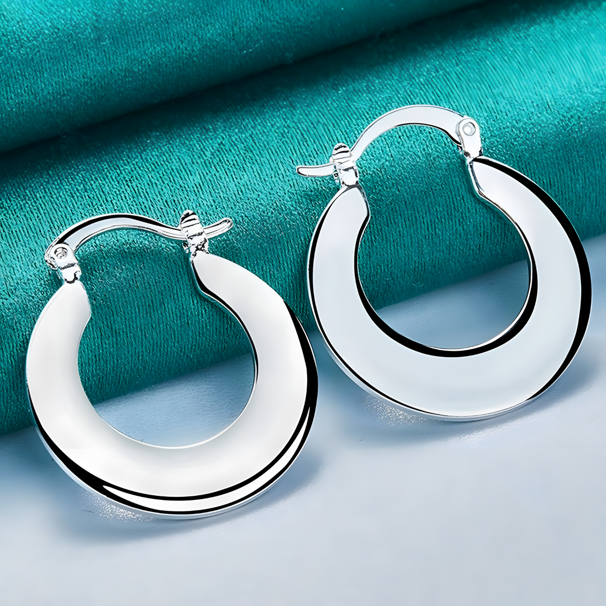 Silver Plated Alloy Flat Round Hoop Earrings for Women, Hinged Snap Closure 1419