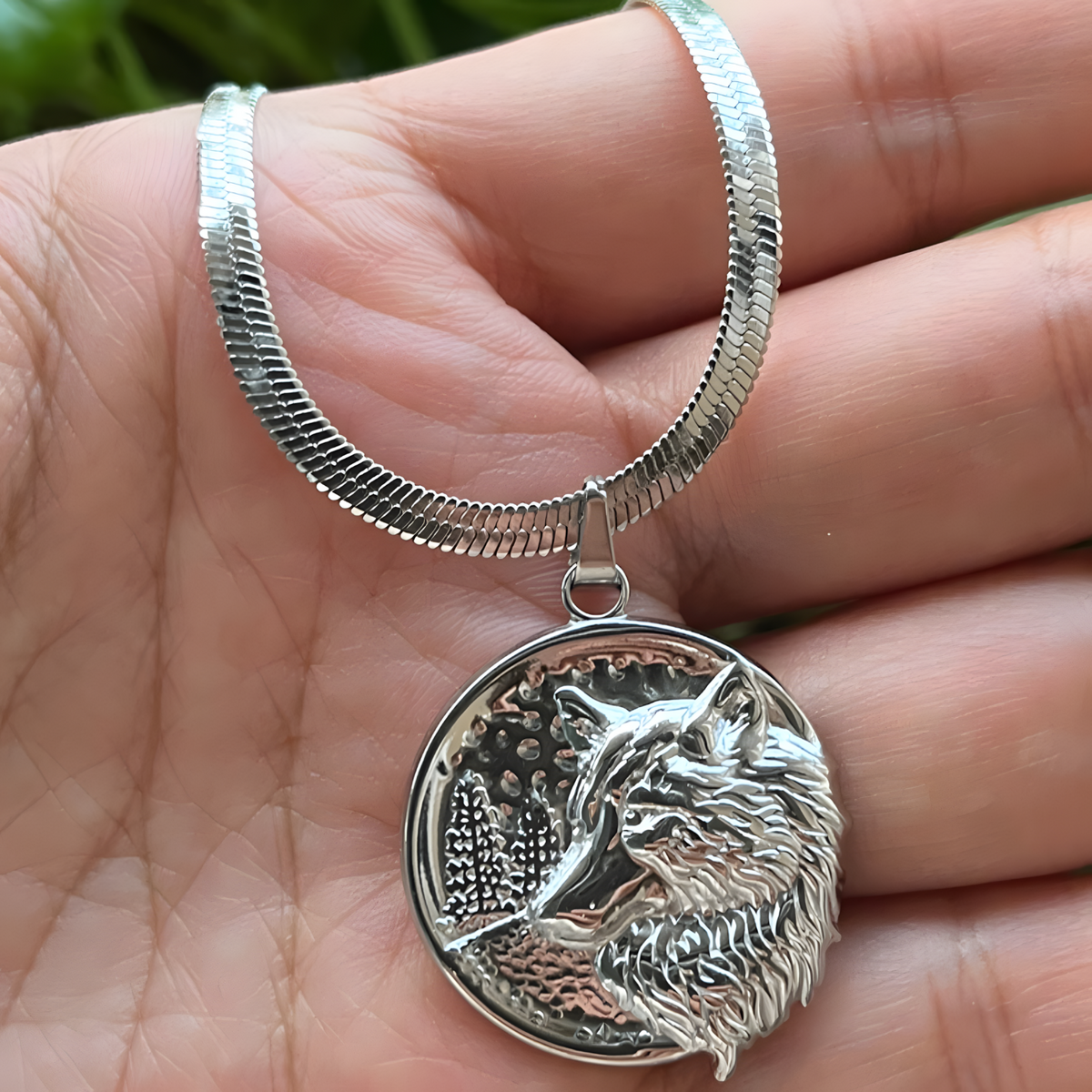 Titanium Steel Wolf Head Pendant Necklace Silver Amulet Animal Jewelry B157