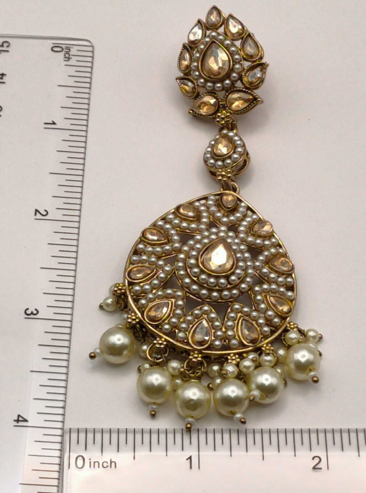 Elegant Bollywood Inspired Gold Kundan Earrings - Traditional Indian Jewelry 172