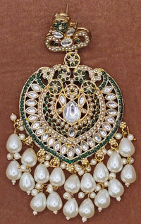 Elegant Bollywood Inspired Gold Kundan Earrings - Traditional Indian Jewelry 222